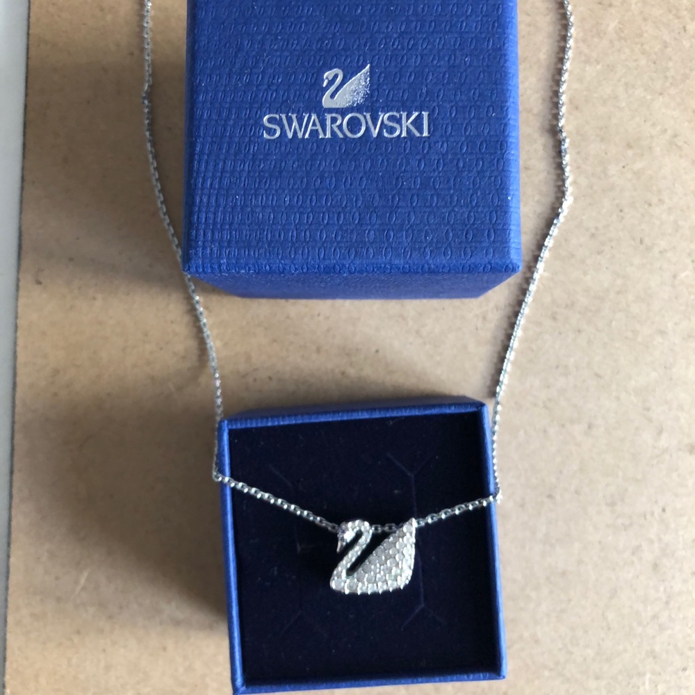 Swarovski swan necklace